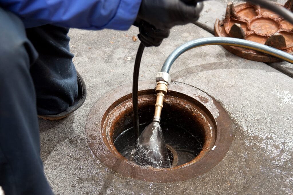 Emergency drain cleaning and clogged drain repair in Brentwood, California
